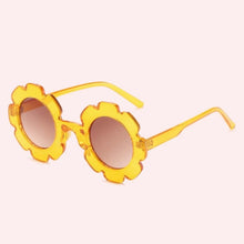 Load image into Gallery viewer, FLOWER ME SUNGLASSES (CLEAR ORANGE)
